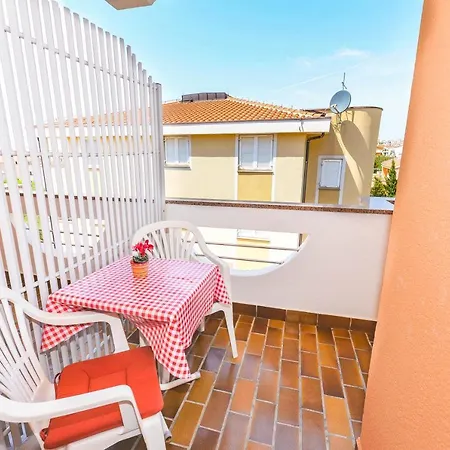 Apartments Cvito Novalja Exterior photo