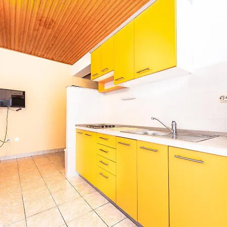 Apartments Cvito Novalja Exterior photo